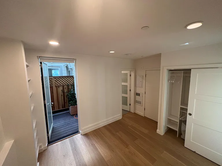 1029A Sanchez St — Photo 14