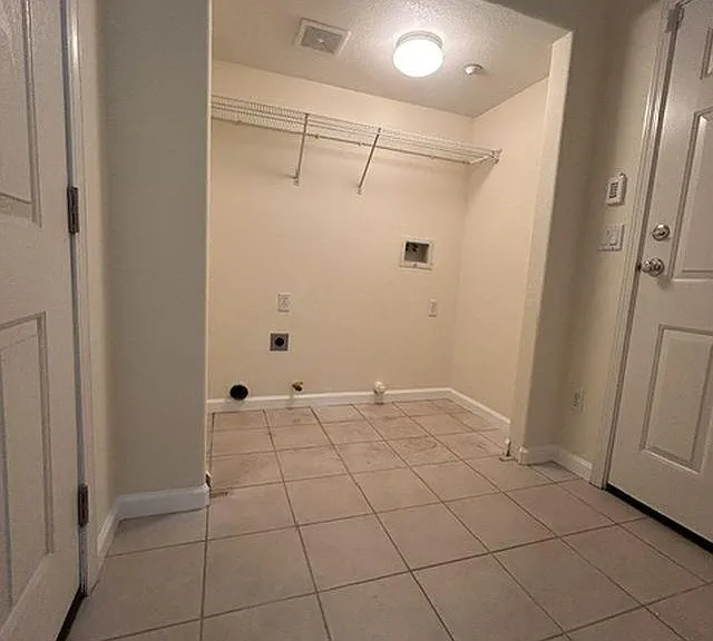 15 Meritage Cmn #201 — Photo 3