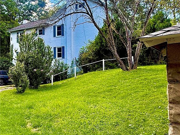 3rd image of 274 Charlies Rd
