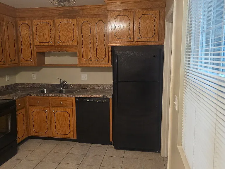 262 Fleming Rd #B — Photo 2