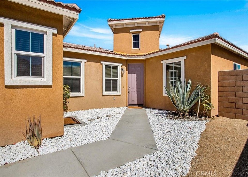 1st image of 62534 N Starcross Dr