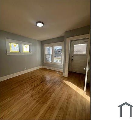 2nd image of 2552 N Humboldt Blvd #B