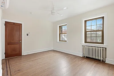 8001 Germantown Ave #26 — Photo 16