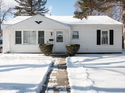 2914 Emerald Dr, Kalamazoo, MI, 49001