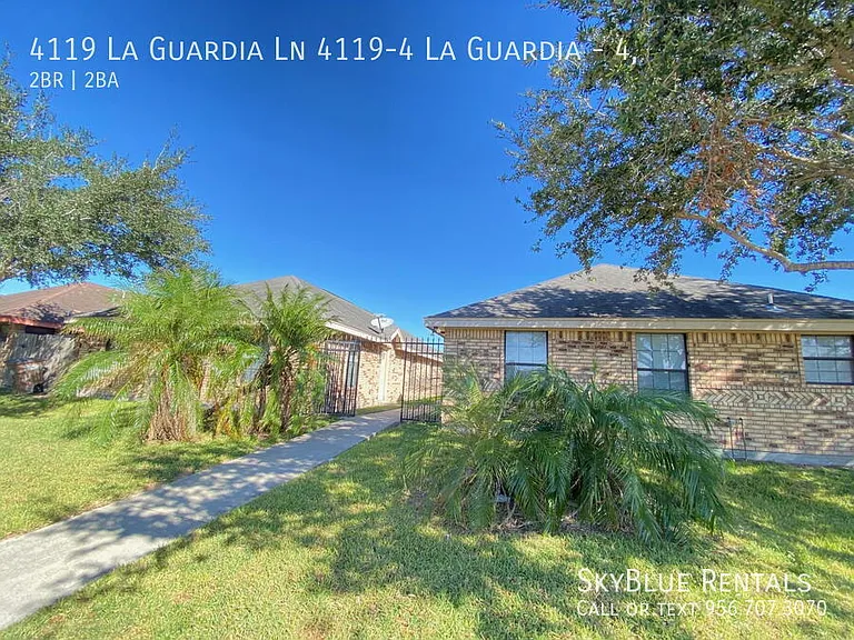 4119 W La Guardia Ln #4 — Photo 2