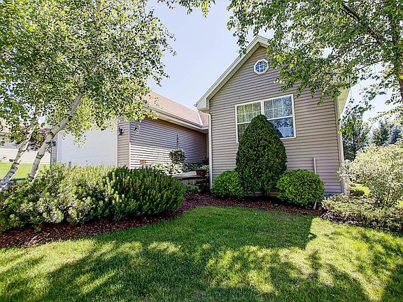 3rd image of 2304 N University Dr