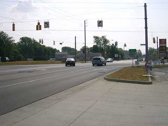 3rd image of 10995 E Us Highway 136