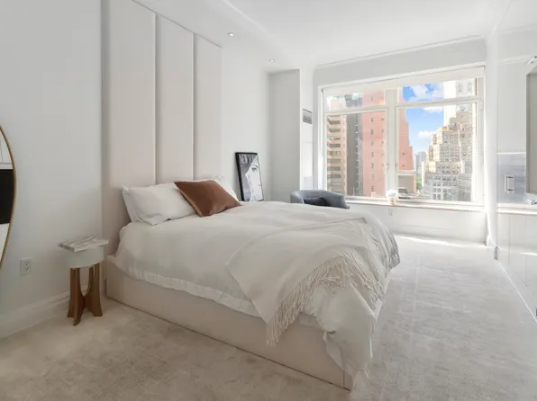 515 Park Avenue image 10 of 15