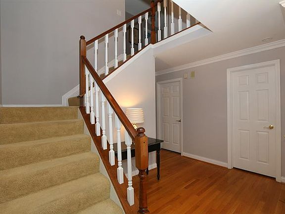 2nd image of 1 Paisley Dr