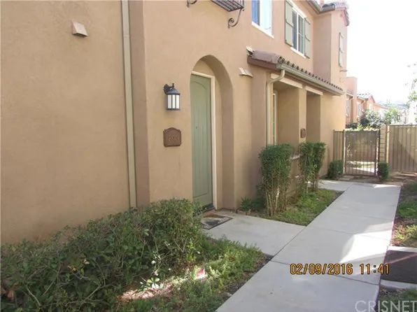 28379 Casselman Ln, Santa Clarita, CA 91350