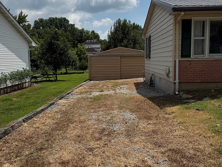 503 E Oliver St — Photo 3