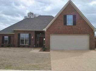 113 Marion Dr, Clinton, MS 39056