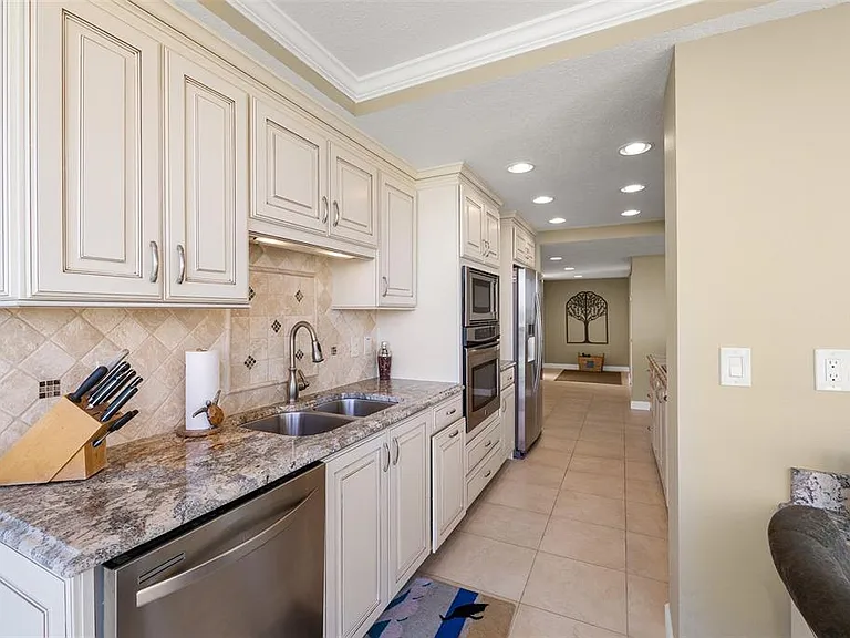 9425 Blind Pass Rd #408 — Photo 5