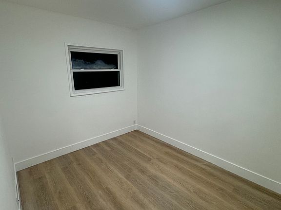 4th image of 1003 Vincent Ave #3