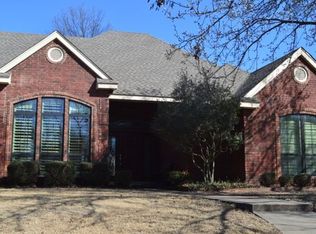 907 S Woodcrest Dr, Stillwater, OK 74074