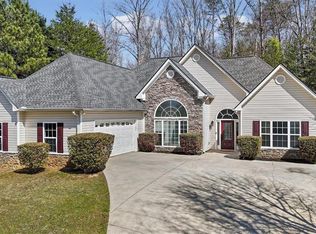 25 Cherokee Hills Dr, Rydal, GA 30171