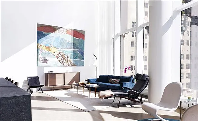 Rented by 50 West Sales Gallery | media 9