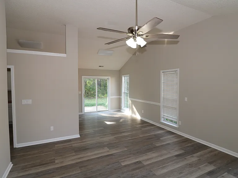 711 Harvest Way — Photo 25