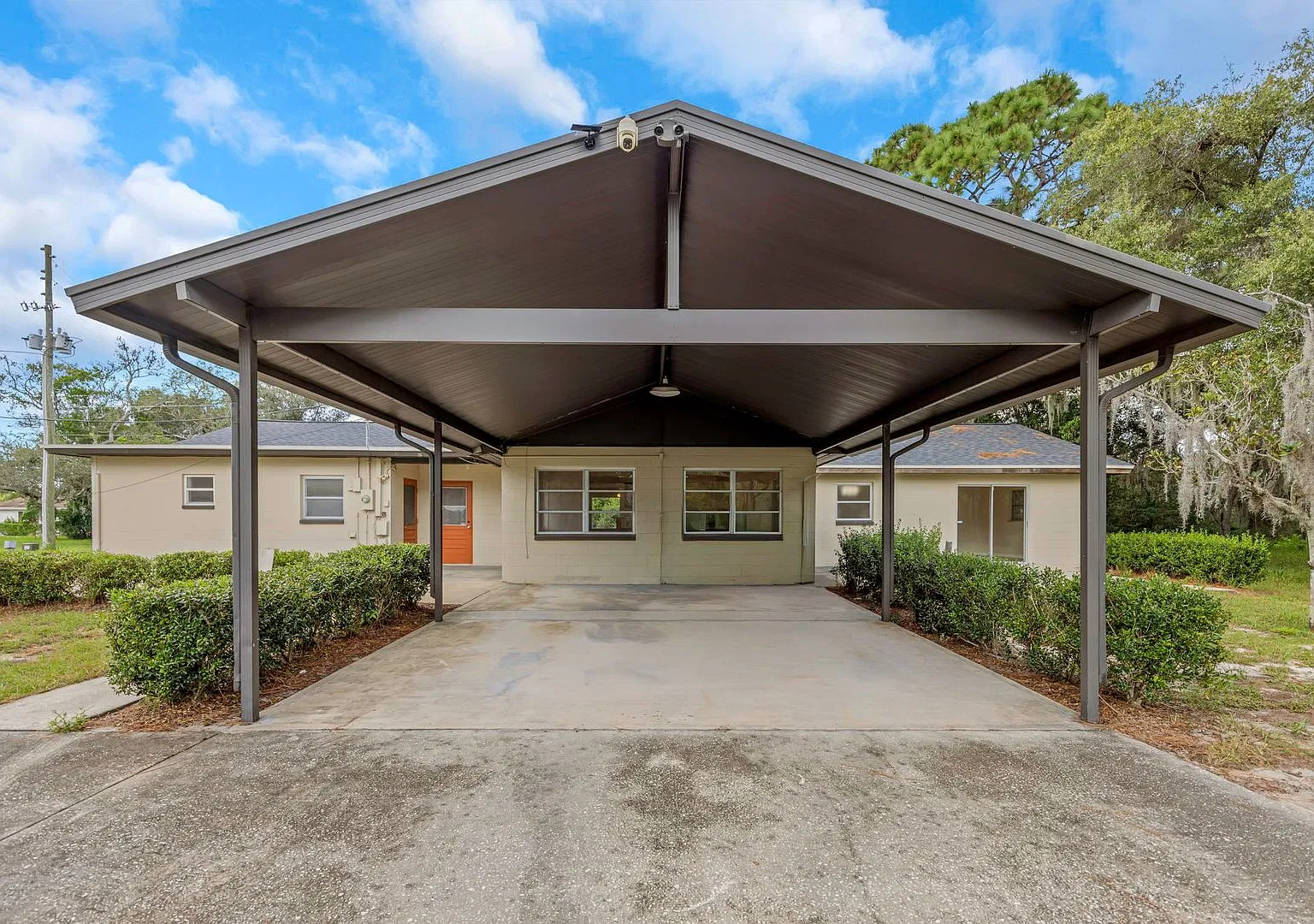 *Ask about move in Special* 4BR/3BA Home with 2-Car Carport & RV/Boat Parking — Photo 1