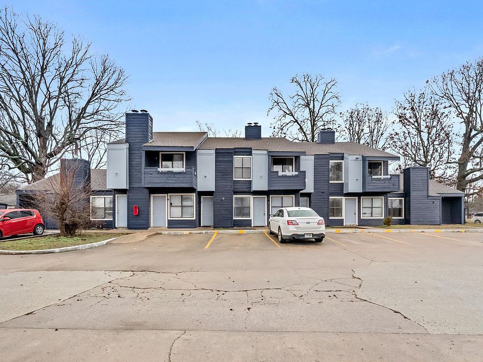1st image of 2605 W Olive St #17