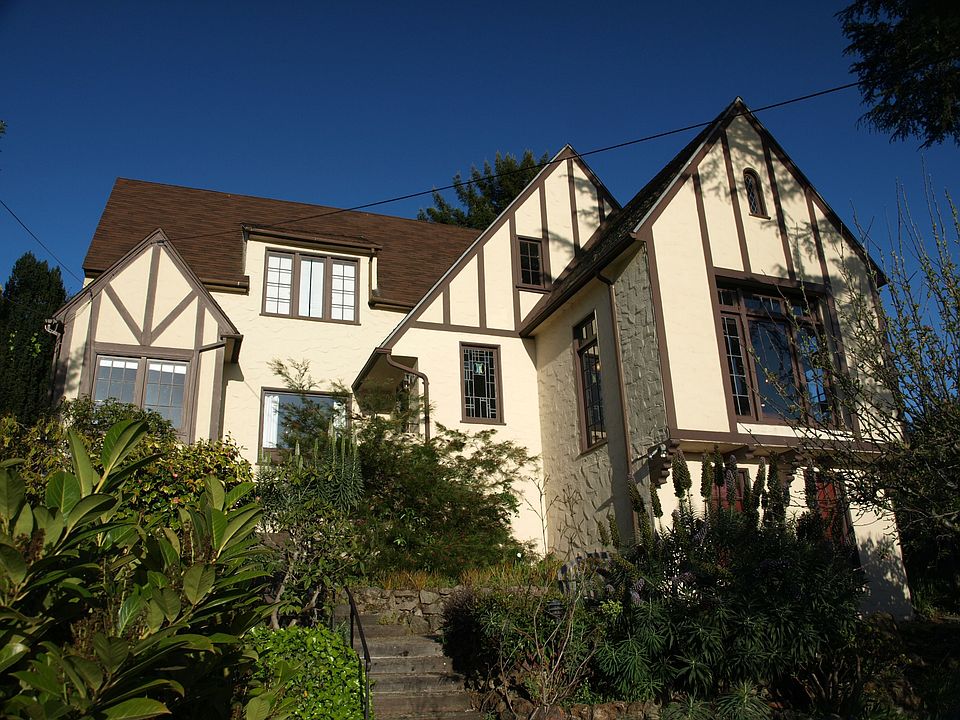 Welcome to 753 Santa Barbara