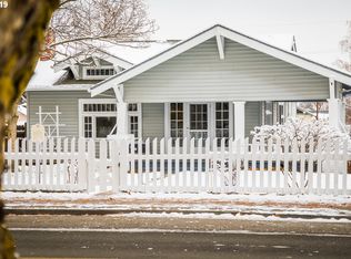 923 E 12th St, The Dalles, OR 97058