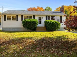 4 Brookhouse Rd, Dartmouth, NS B2W1W4
