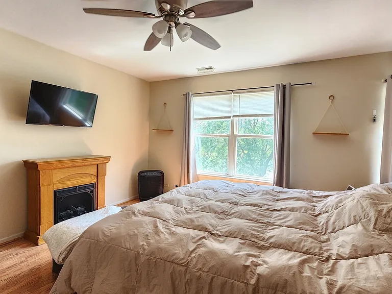 301 Wedgewood Cir #301 — Photo 33
