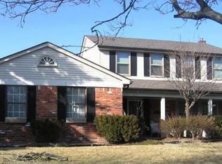 43724 Oakbrook Rd, Canton, MI 48187