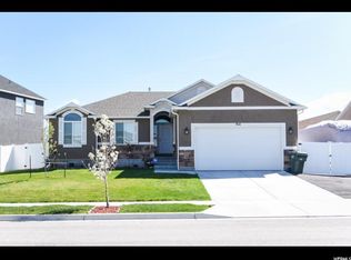 914 N Petro Dr, Tooele, UT 84074