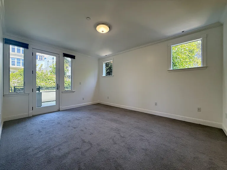 3316 California St #2 — Photo 11