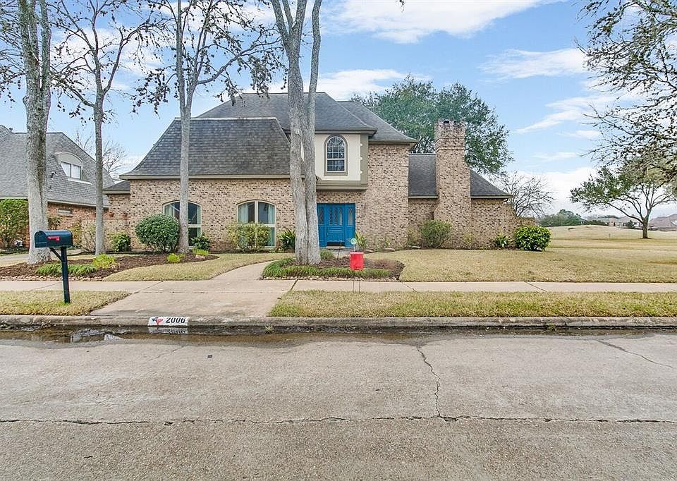 1st image of 2006 Plantation Dr