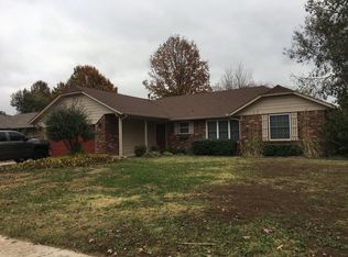 9609 N 107th Pl E, Owasso, OK 74055