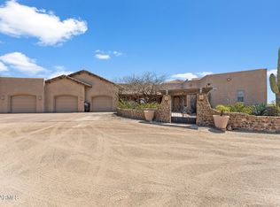 43321 N Castle Hot Springs Rd, Morristown, AZ 85342