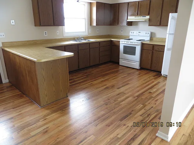 508 Seahawk Dr — Photo 3