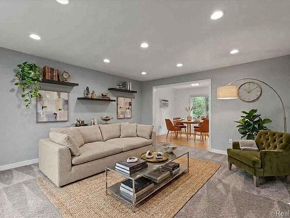 5th image of 2680 Dansbury Ct