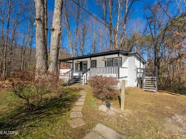 6620 Collins Ln, Knoxville, TN 37918