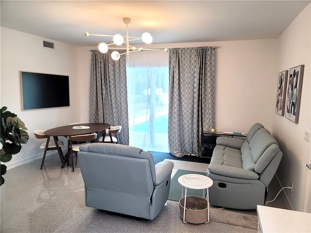 2 bed, 797 sqft, $3,000 — Photo 3