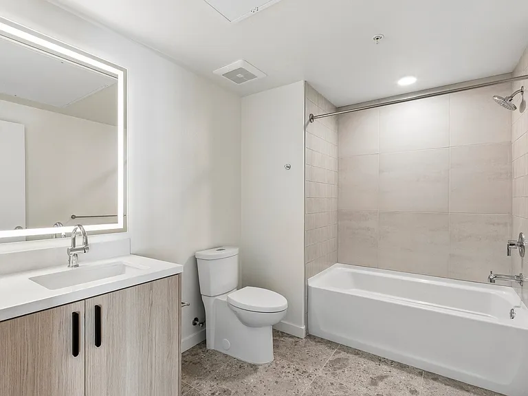 Maru Apartments — Photo 61