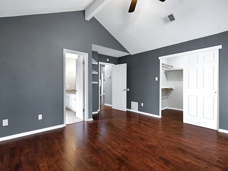 8615 Timber Ldg — Photo 11