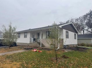 1701 Boyce St, Hastings, NE 68901