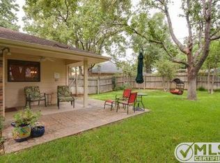 3815 Helmsford Dr, Arlington, TX 76016