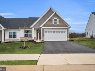 899 Shadowbrooke Dr, Dover, PA 17315