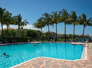 3162 Laurel Ridge Cir, Riviera Beach, FL 33404