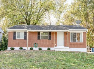 5010 Red Fern Rd, Louisville, KY 40218