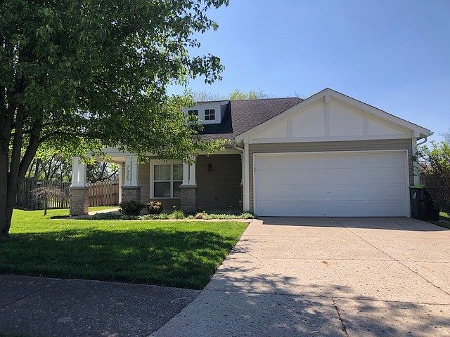1st image of 7025 Lexington Point Dr