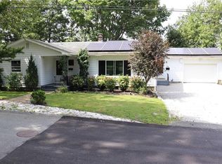 43 Mixter St, Middletown, RI 02842