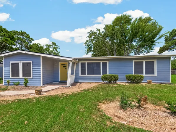 2422 Florence St, La Marque, TX 77568