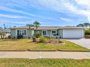 7133 Augusta Blvd, Seminole, FL 33777
