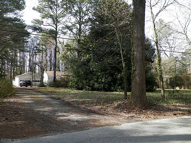 1st image of 744 Washington Dr